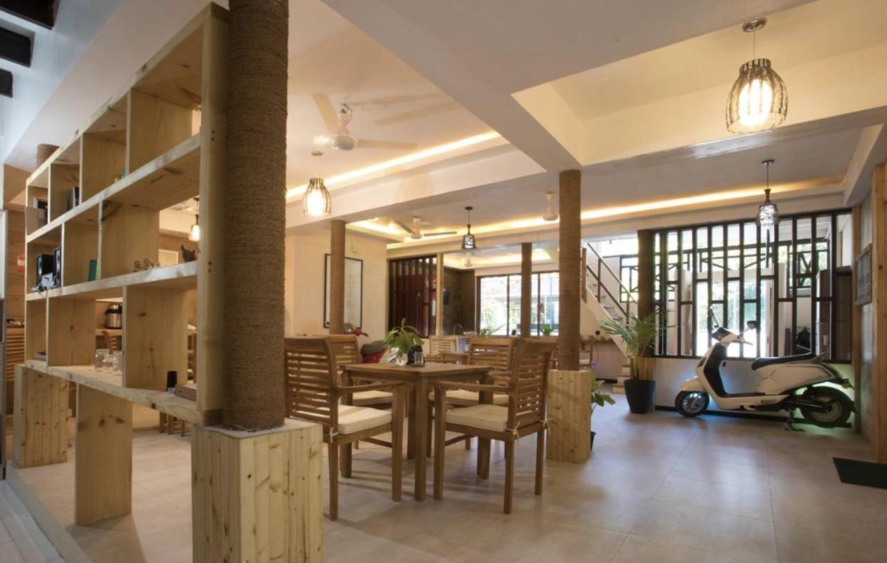 Surf Yoga Camp Ξενοδοχείο Thulusdhoo Εξωτερικό φωτογραφία