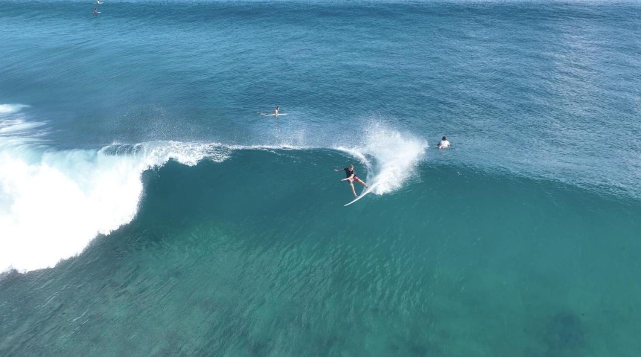 Surf Yoga Camp Ξενοδοχείο Thulusdhoo Εξωτερικό φωτογραφία